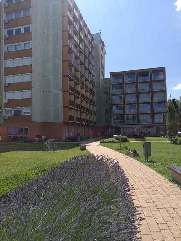 Hanga Apartman Siófok Buitenkant foto